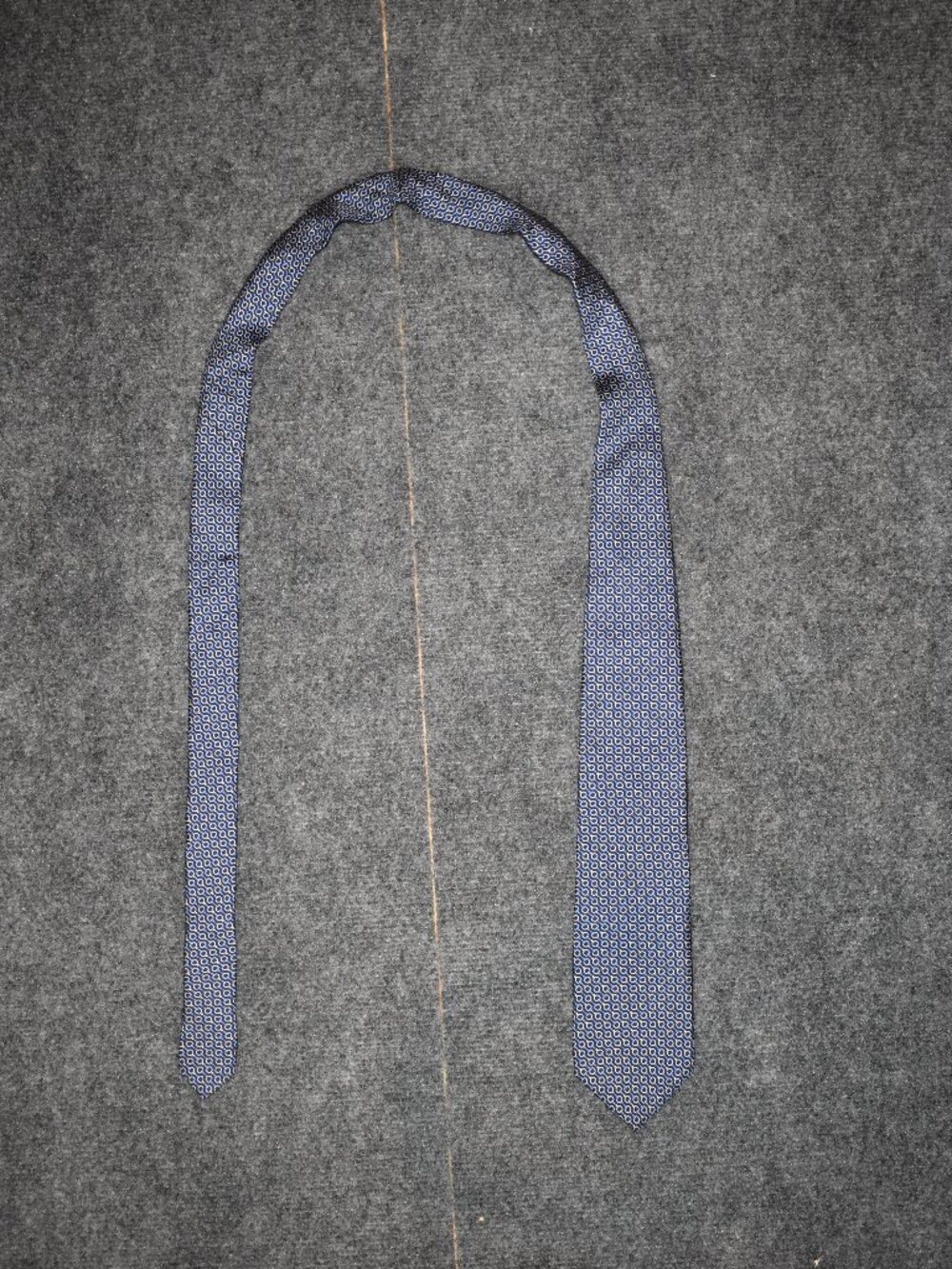 BROOKS BROTHERS 346 Men's 100% Silk Necktie Designer Geometric Blue EUC